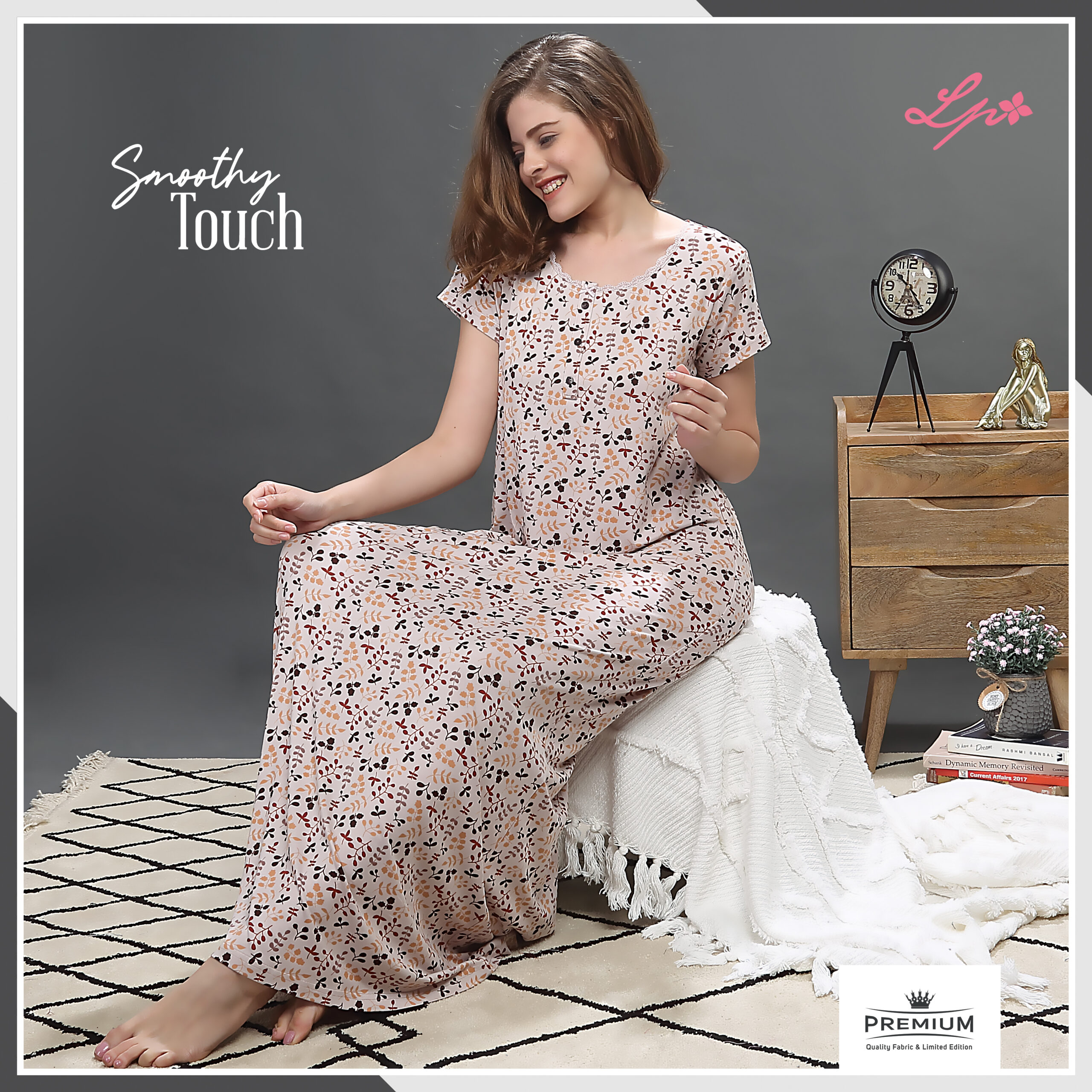 8222-A Little Pink Oyster All Over Printed Long Nighty.